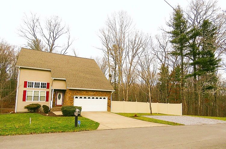 1st image of 127 Briarwood Ln