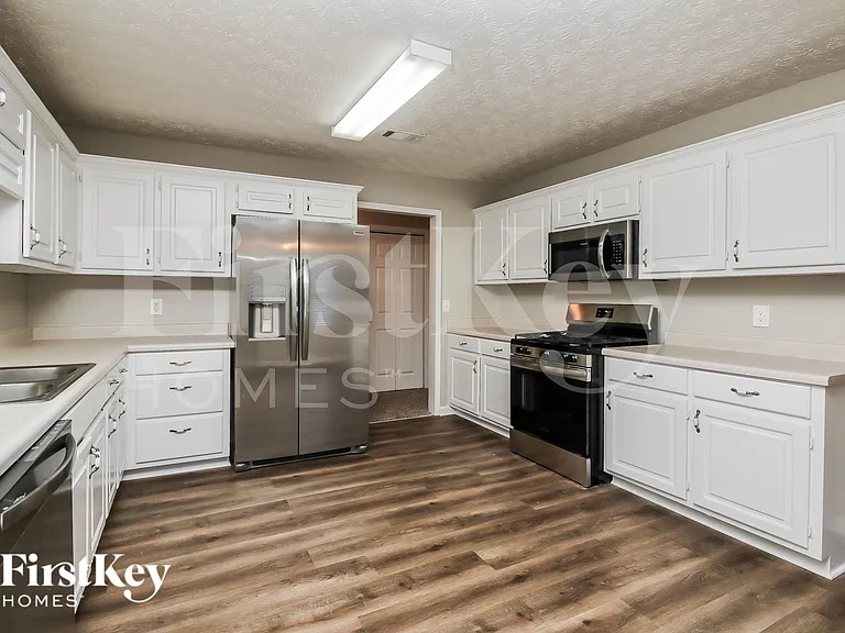 655 Pebble Blvd — Photo 9