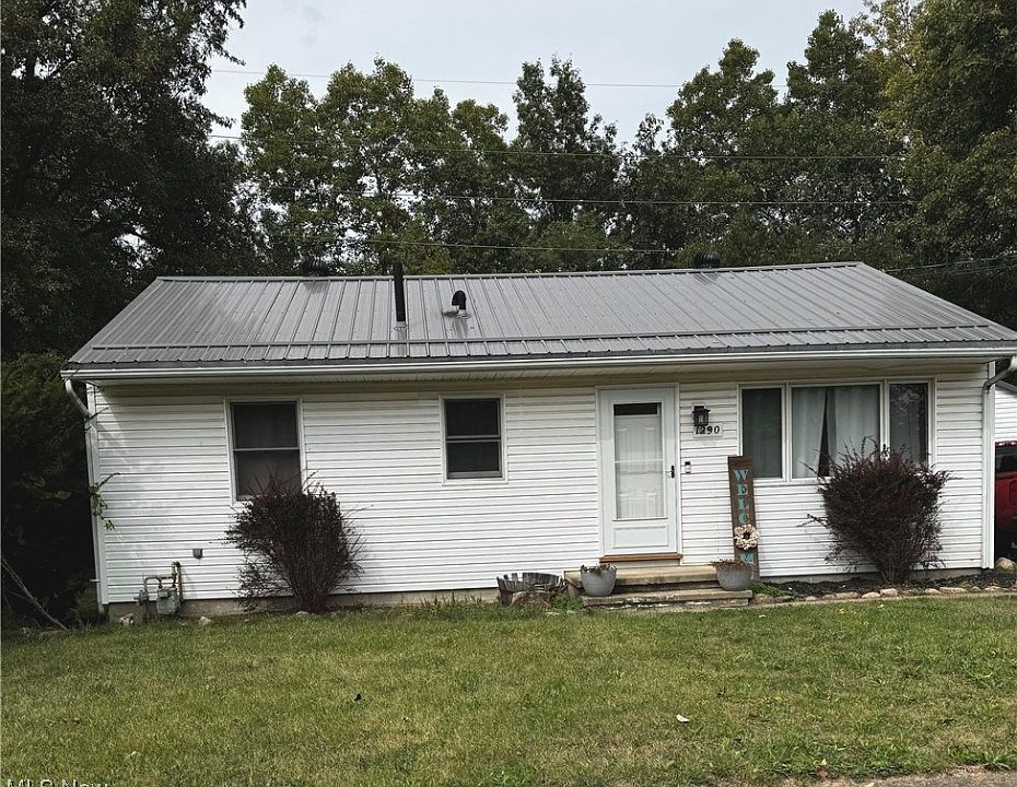 1st image of 1290 Eastern Ave