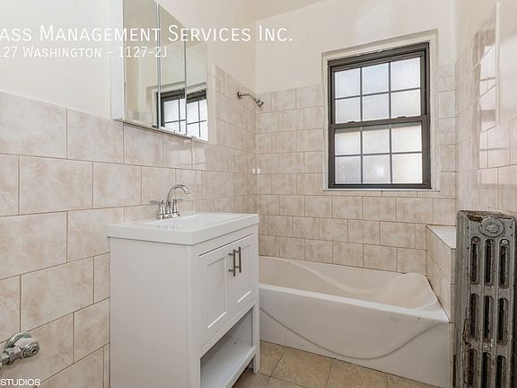 4th image of 400 S Maple Ave #1127-2J