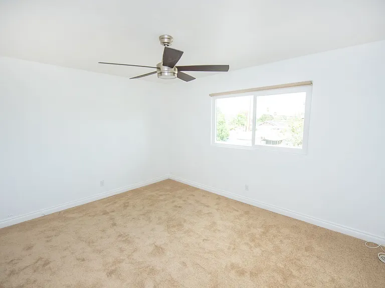 455 Ballantyne St #8 — Photo 23