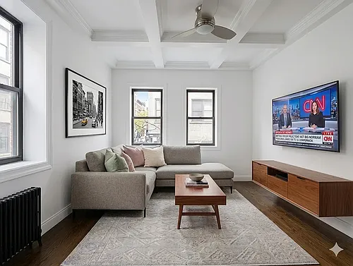 1377 Lexington Ave Photo 1 1377 Lexington Ave Photo 1