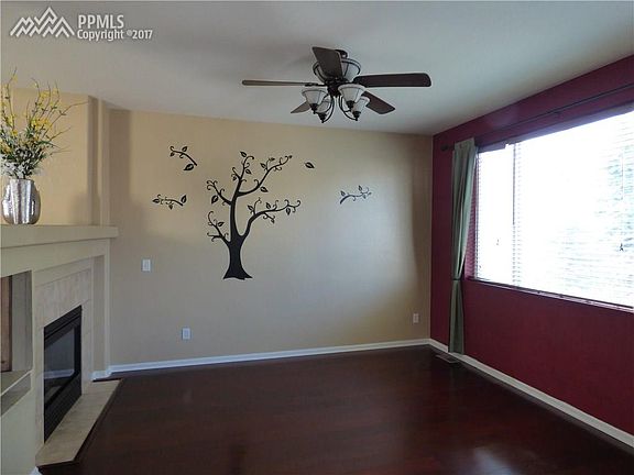 4th image of 1682 Woodpark Dr