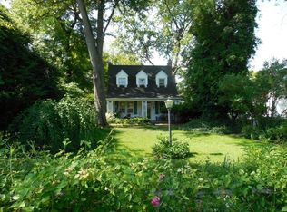 549 Garden Rd, Columbus, OH 43214