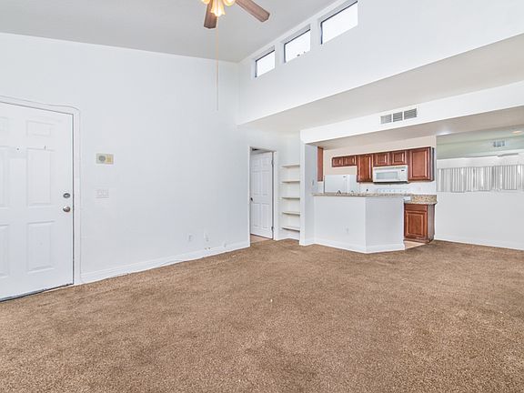 2nd image of 5130 S Jones Blvd Unit 204