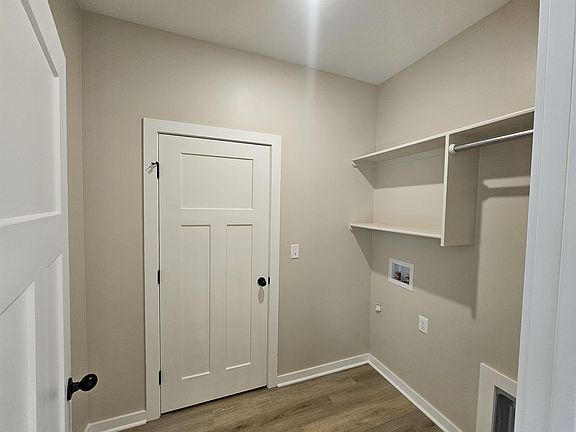 5th image of 12500-12502 W Northstar St