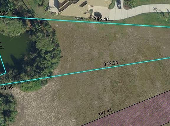 2nd image of 102 Heron Dr
