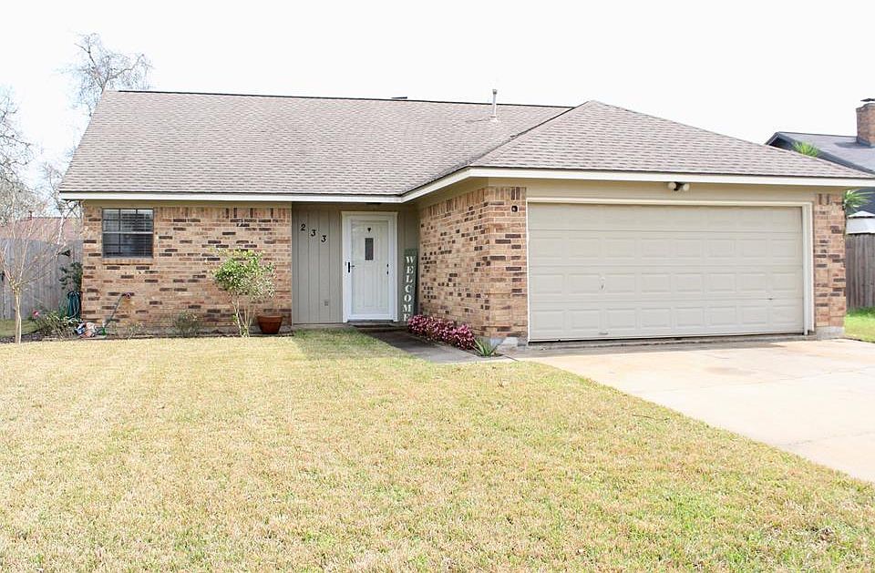 1st image of 233 Corkwood St