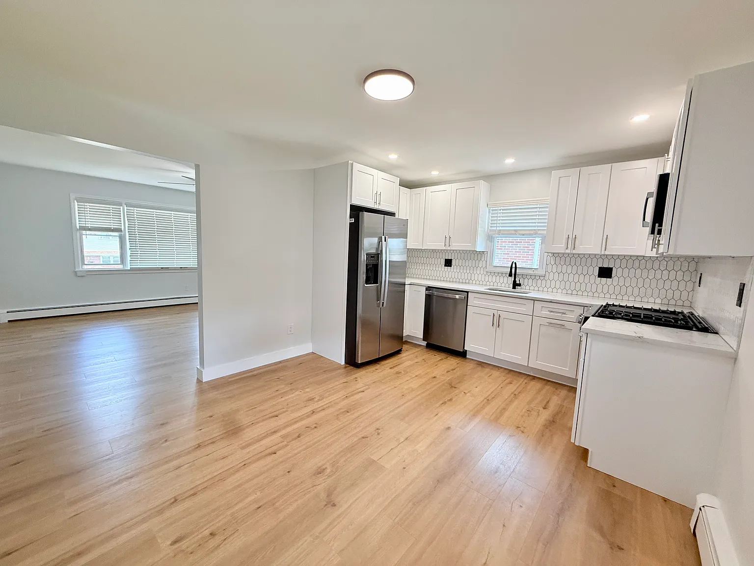 2 bed, $2,300 — Photo 2