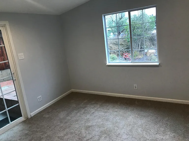 2021 Arnold Ave — Photo 13