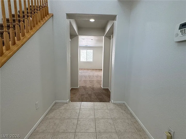 5029 Ivy Creek Ct — Photo 3