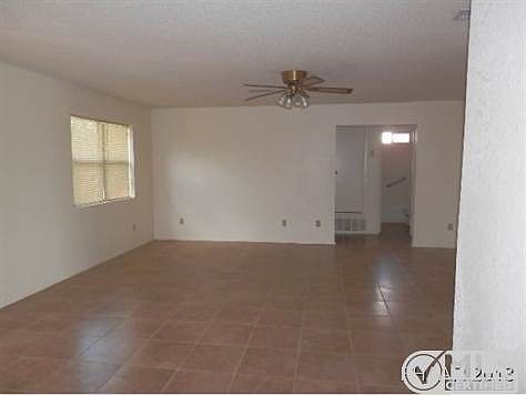 5th image of 306 Carly Dr