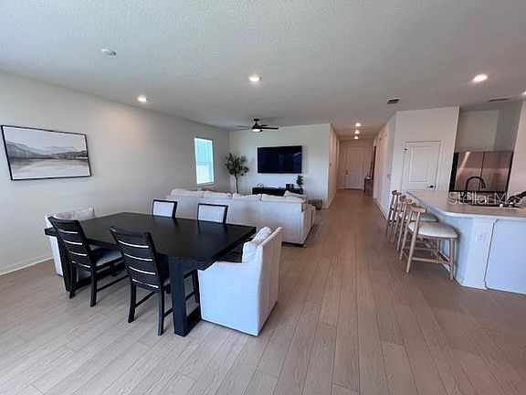 4th image of 625 OVERPOOL AVENUE