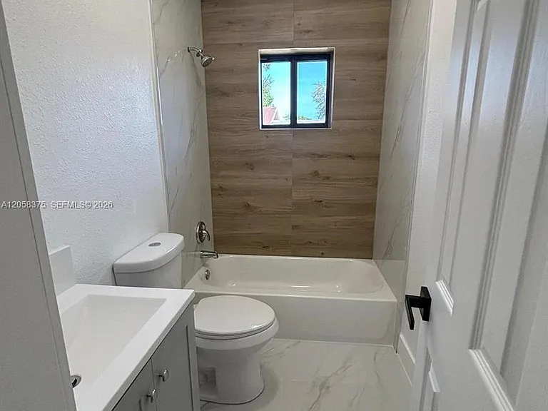 5601 NW 31st Ave #B — Photo 6