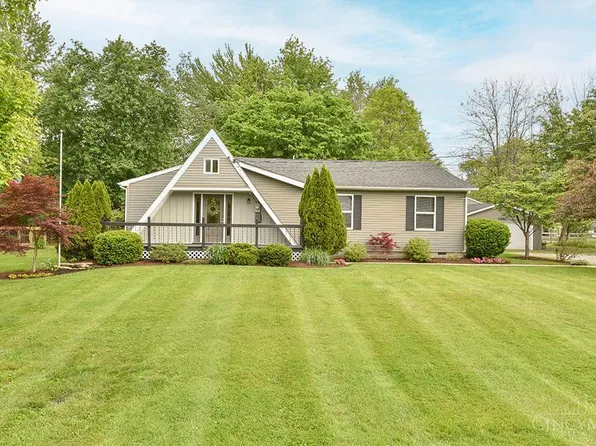 1350 Wagner Dr, Fayetteville, OH 45118