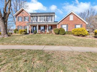 21 Cambrian Way, Saint Charles, MO 63301