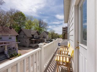 1317 Forest Ct, Ann Arbor, MI 48104