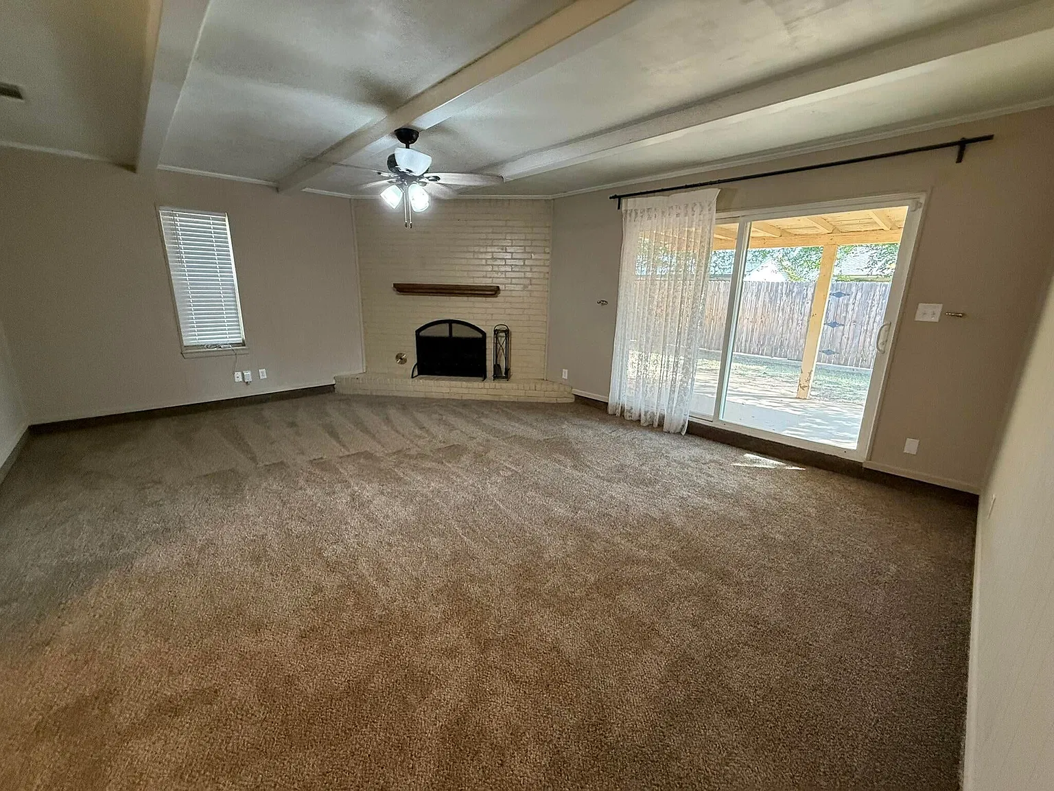3 bed, 1450 sqft, $1,500 — Photo 3
