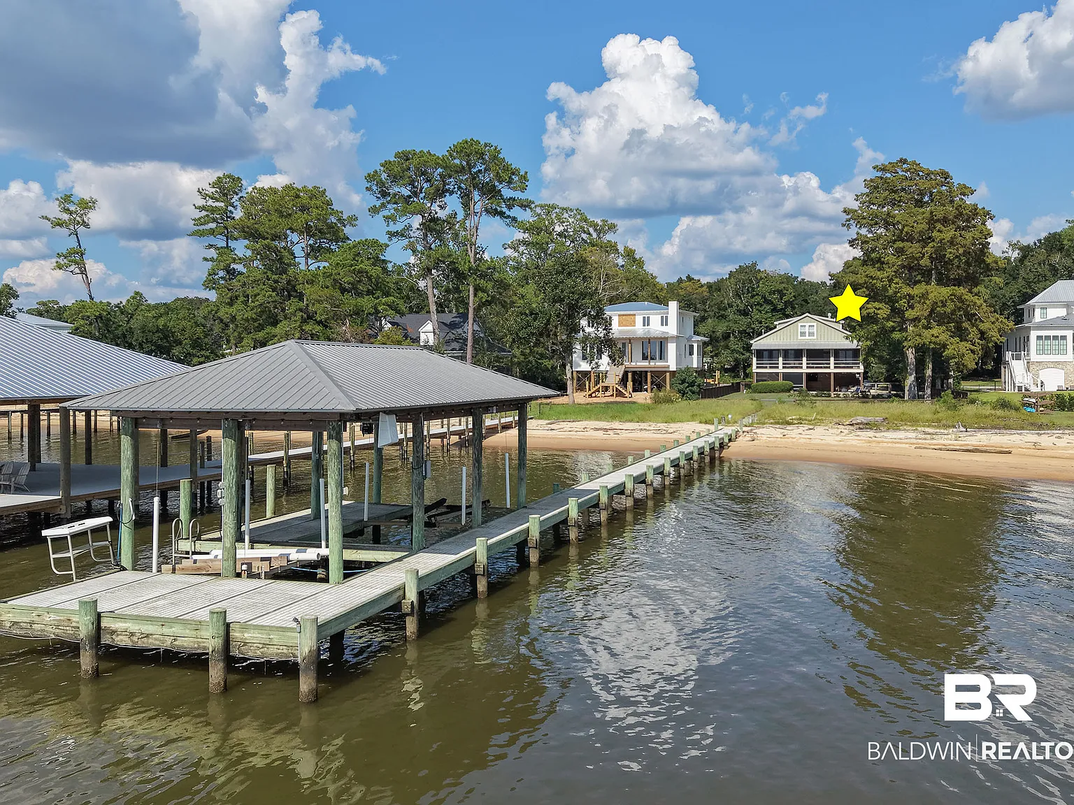 4 bed, 5.0 bath, 4424 sqft, $6,500 — Photo 1