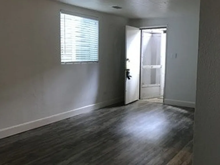 7520 W 13th Ave — Photo 3