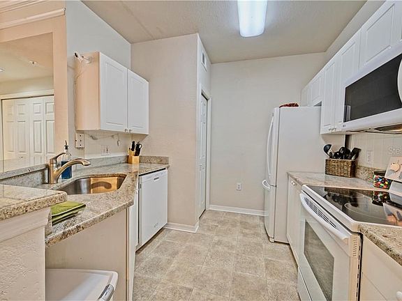 5th image of 5146 Northridge Rd Unit 212
