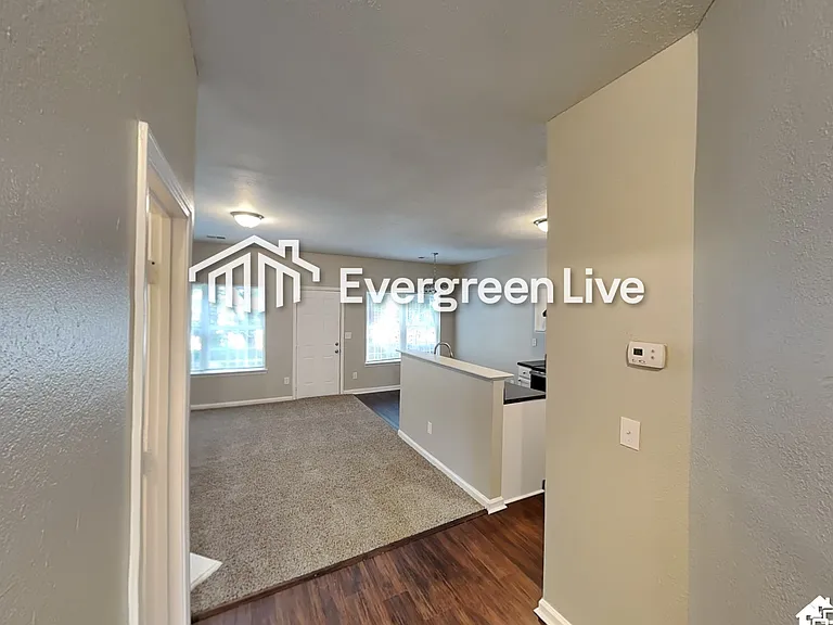 2821 Godby Rd — Photo 10