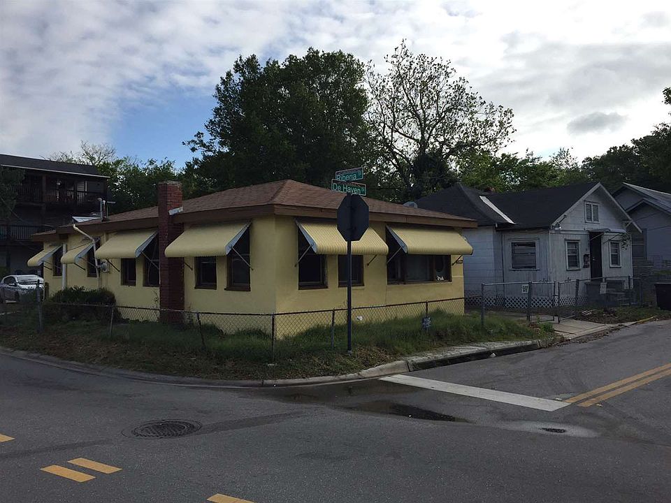 1st image of 130 De Haven St