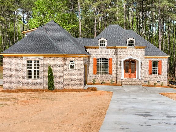 2nd image of 2906 Arrowwood Cir