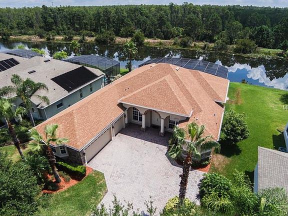 3rd image of 13388 Paloma Dr