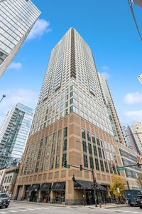 2 E Erie St APT 2314, Chicago, IL, 60611