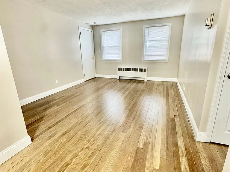 Shawomet Gardens Apartments — Photo 43