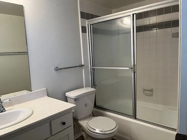 7700 Topanga Canyon Blvd — Photo 16