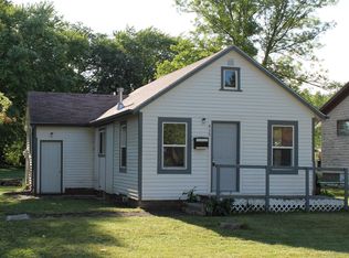 413 Nelson St, Laurens, IA 50554