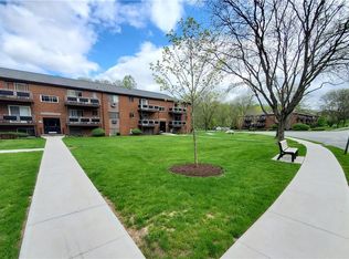 31 Tanager Rd APT 3102, Monroe, NY 10950