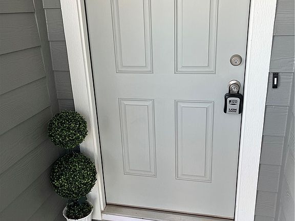 5th image of 124 Parrigin Cv