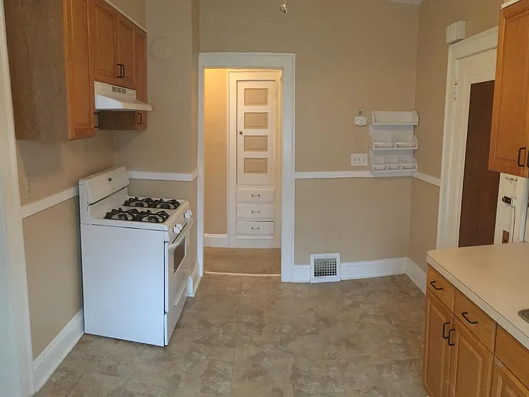 kitchen photo 2