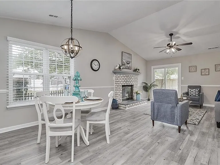 1348 Beacons Reach Dr — Photo 3