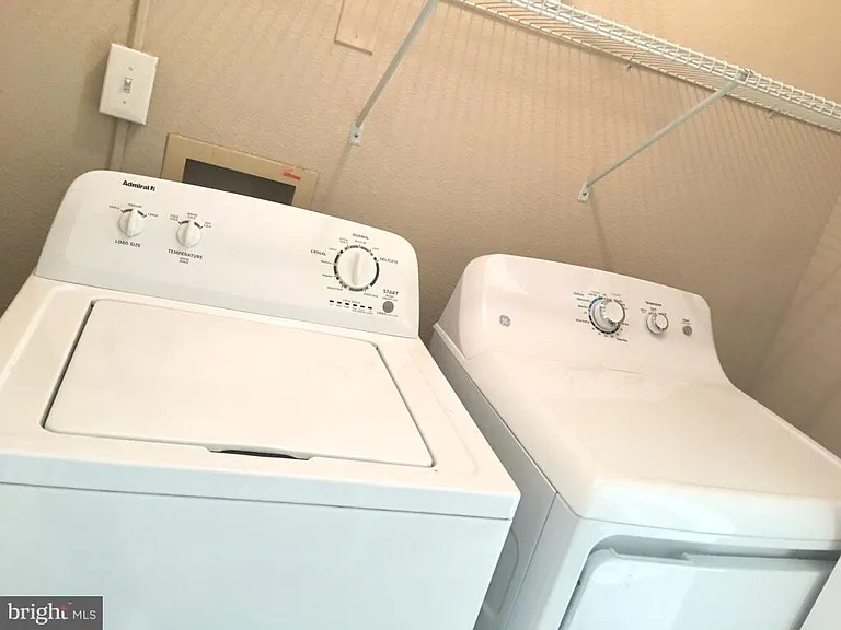 666 Gateway Dr SE #501 — Photo 5