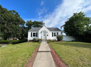 14 Manning St, North Providence, RI 02911
