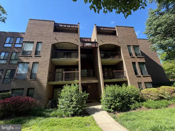 11212 Chestnut Grove Sq APT 115, Reston, VA 20190