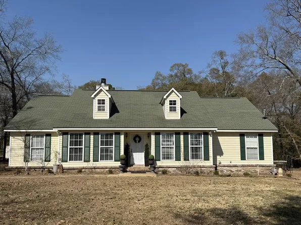 327 Woodlawn Dr, Eufaula, AL 36027