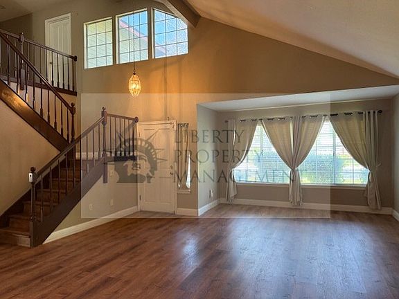 3rd image of 5822 Caribbean Cir