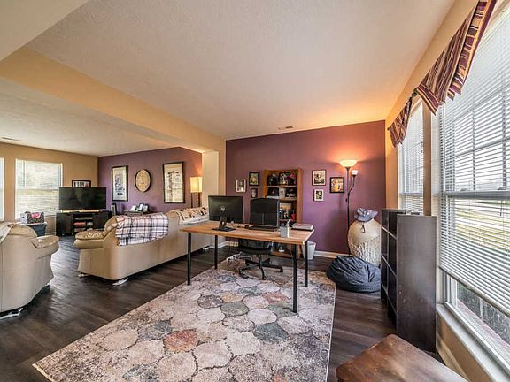 5th image of 1083 Summerlake Dr