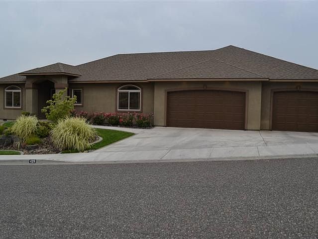 1st image of 428 Meadow Hills Dr