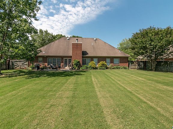 4th image of 2806 Willowick Trl SE