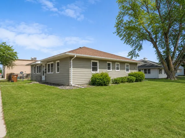 1404 2nd Ave SW, 1404 2nd Ave SW APT 1, Austin, MN 55912
