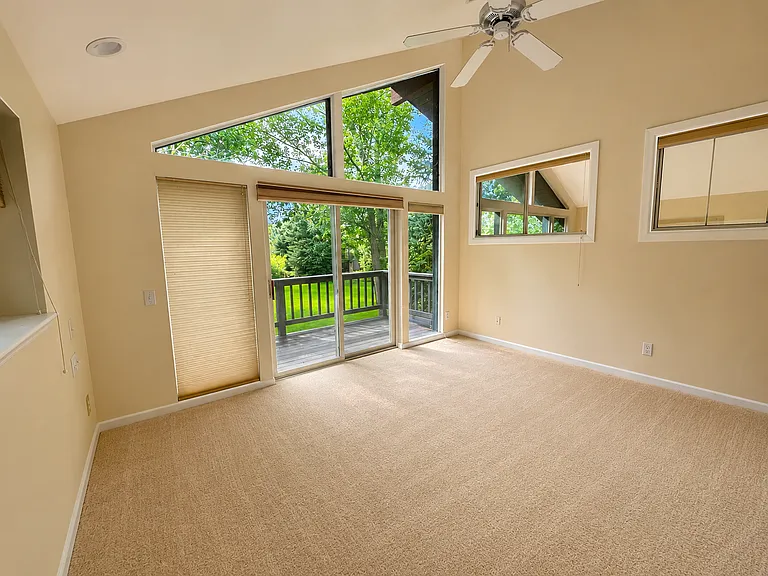 Stevens Creek Cir — Photo 8