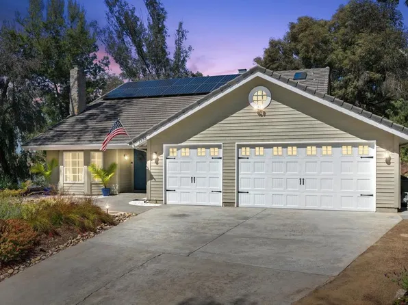 1338 Scenic Dr, Escondido, CA 92029