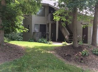 9612 Bagly Dr APT 1, Roscoe, IL 61073