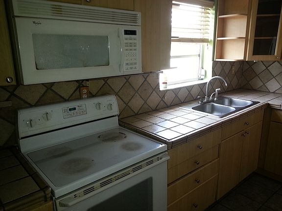 3rd image of 1428 Euclid Ave APT 307